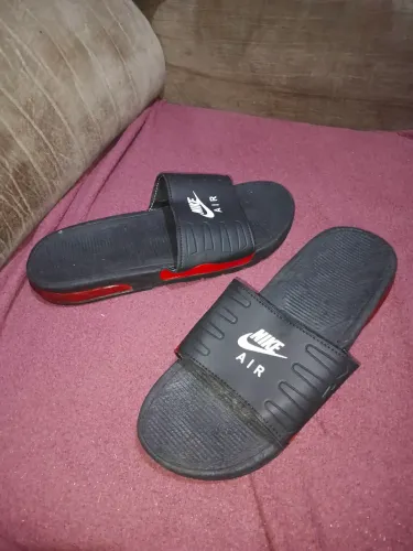 Chinelo da Nike