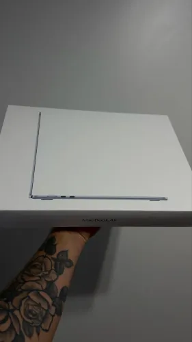 Apple MacBook Air M4 16GB 256GB 15 polegadas NOVO