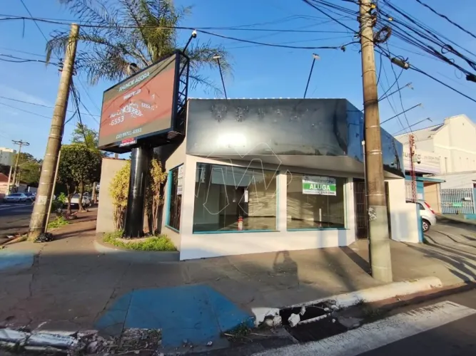 Locação de Comercial / Salão na cidade de Araraquara