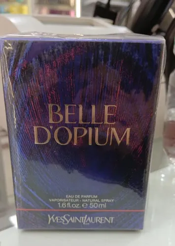 Perfume raro BELLE D'OPIUM lacrado vintage