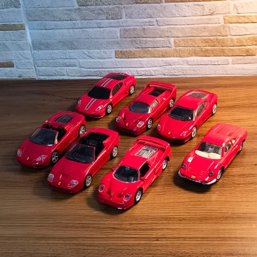 Lote 7 Miniaturas Ferrari Shell/Maisto Colecionáveis