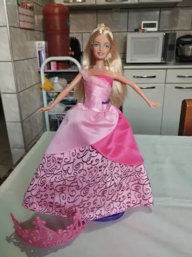 Barbie Happy Birthday 2004
