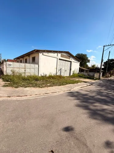 ESPAÇOSO GALPÃO PARA LOCAÇÃO- BAIRRO BURACO DO PAU -ARARUAMA RJ