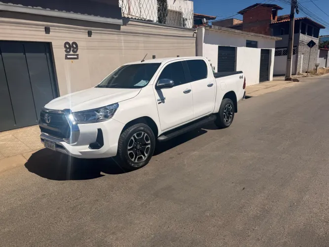 Toyota Hilux CD SRV 4X4 2.7 Flex 16V Aut. 2021
