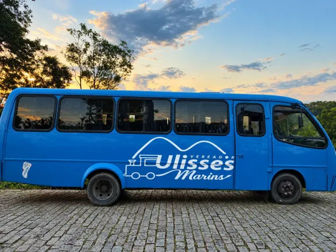 Micro Ônibus Comil - Oportunidade para Motorhome / Personalizado