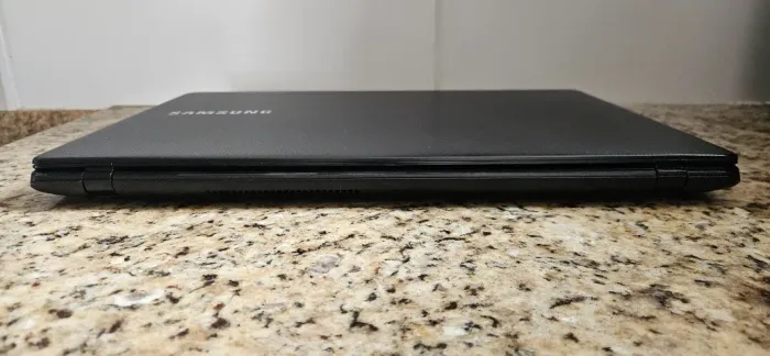 Notebook Samsung Expert X45 NP300E5M-XF4BR Core i7, 16GB RAM, SSD 1Tb, Nvidia GeForce 920