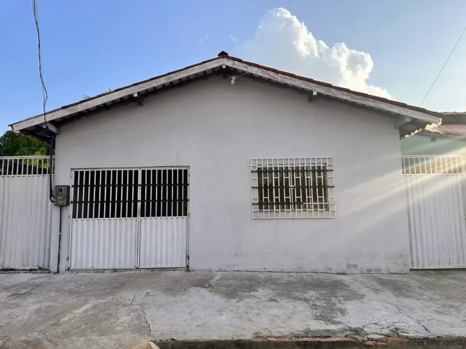 Aluga casa no Almir Gabriel - Moju/Pa