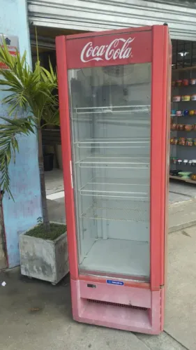 Freezer vertical 110 Volts