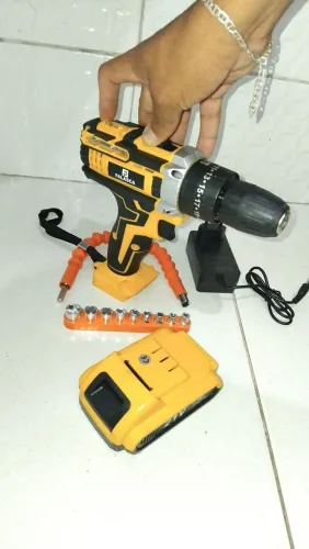 Parafusadeira e furadeira marca falasca