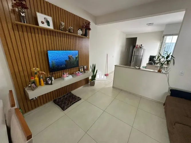 VENDE-SE CASA AMPLA NO VALE DOS IPÊS EM BARRA DO PIRAÍ/RJ