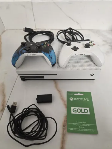 Xbox One S