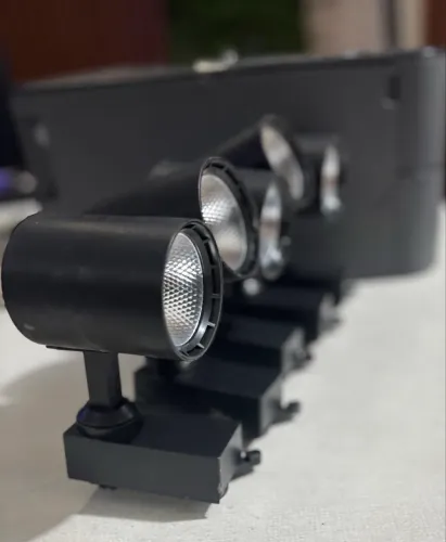 spots/luminárias de trilho