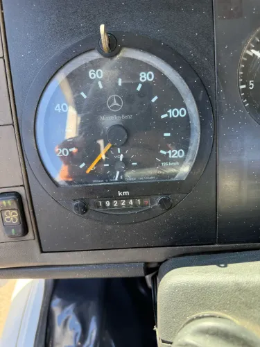 Vendo 709,em estado de nova,carro pra pessoas exigentes