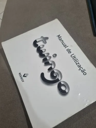 Manual, Twingo ano 2000, original e conservado.