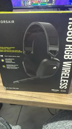 Headset Gamer Sem Fio Corsair HS80 Premium, RGB, Surround, Dolby Atmos, Wireless 