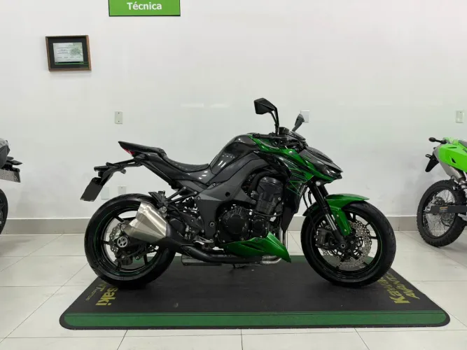 KAWASAKI Z1000