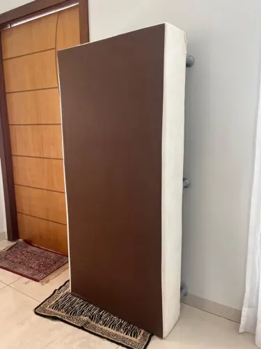 Vende se base para cama de solteiro da ortobom.
