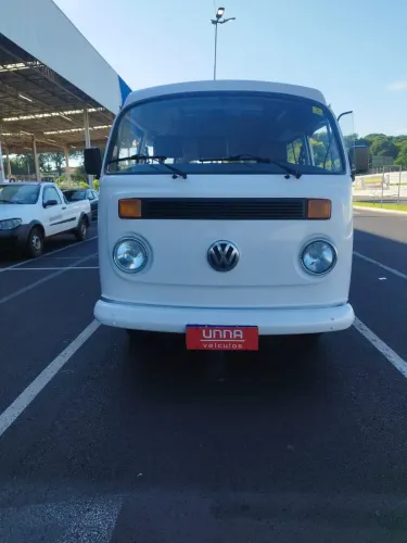 Volkswagen Kombi Lotação 1.6 MPI (álcool) 2002