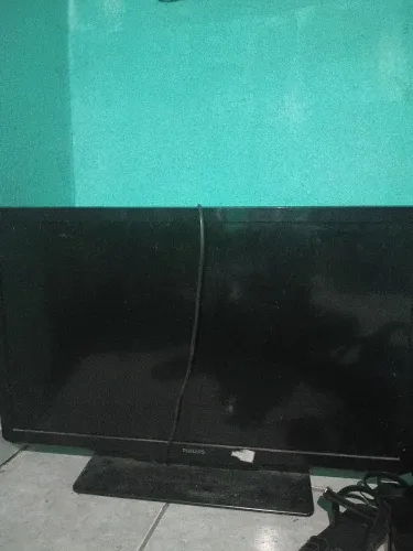 TV LCD boa pra games 