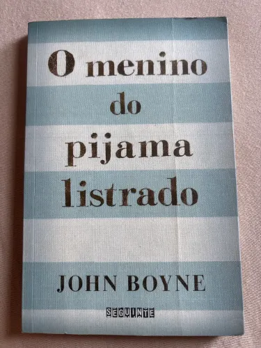 Livro o menino do pijama listrado