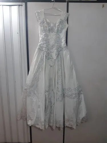 Lote de vestidos de noiva