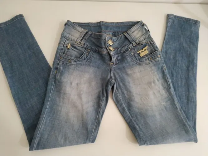 Calça jeans feminina marca Republica 36
