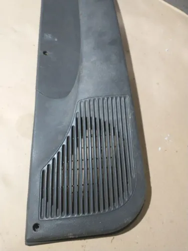 Porta objeto dianteiro direito Corsa super 97 