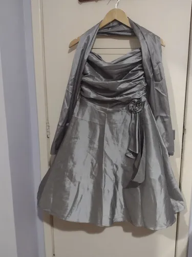 Vestido para festas feminino cor prata de festa e eventos/ casamentos
