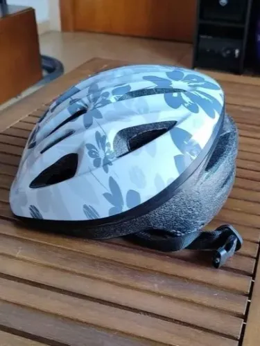 Capacete para ciclismo, skate e patins infantil