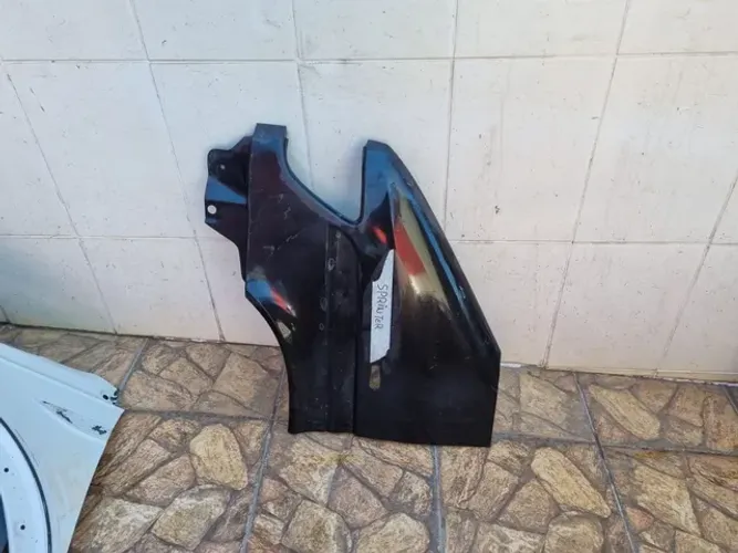 Paralama esquerdo Sprinter 1995/1996/1997/1998/1999/2000/2001/2002