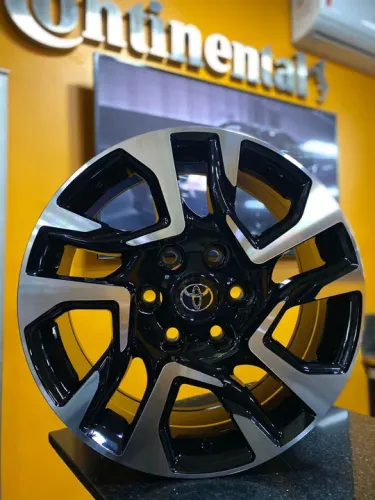 RODA RAW HILUX DIAMOND IV-089 ARO 18