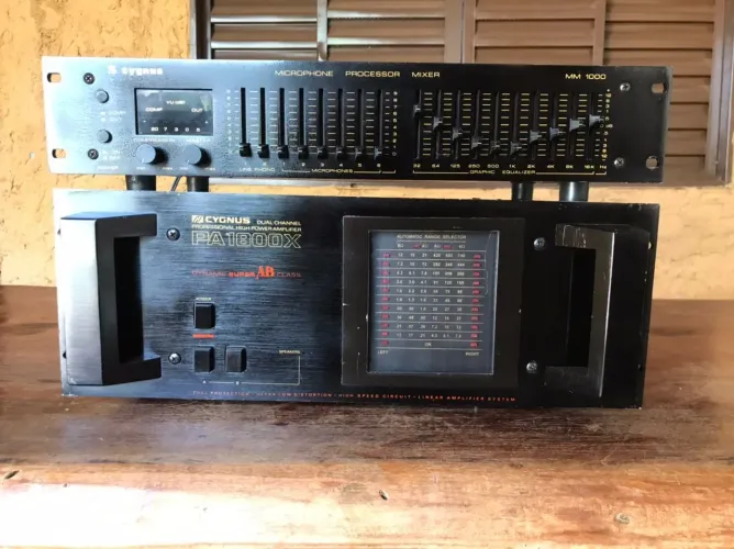 Amplificador cygnus PA 1800X