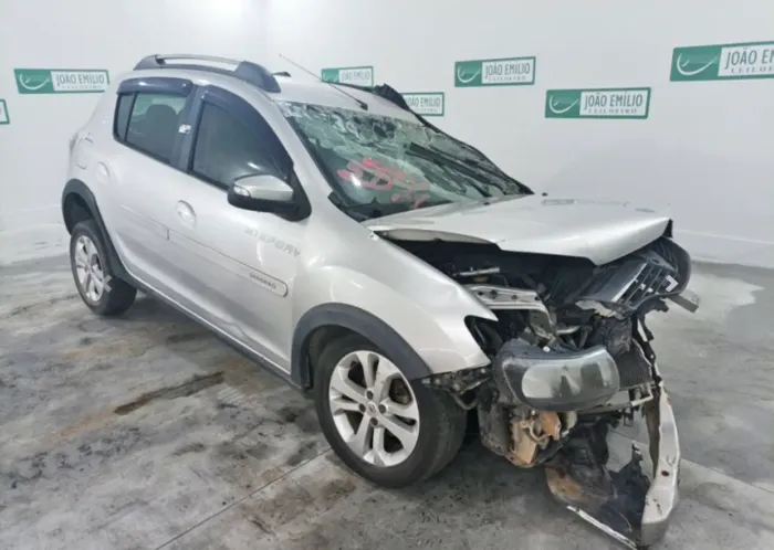 Sucata de Renault Sandero stepway 1.6 8v 2015