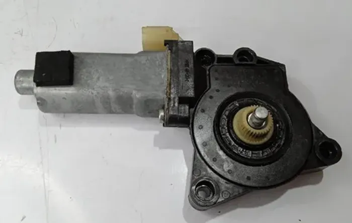 Motor De Vidro Dianteira Direita Hyundai I30 2008 - 2012