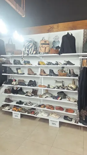 Prateleiras para Comércio (Mercado, lojas, magazines) etc.