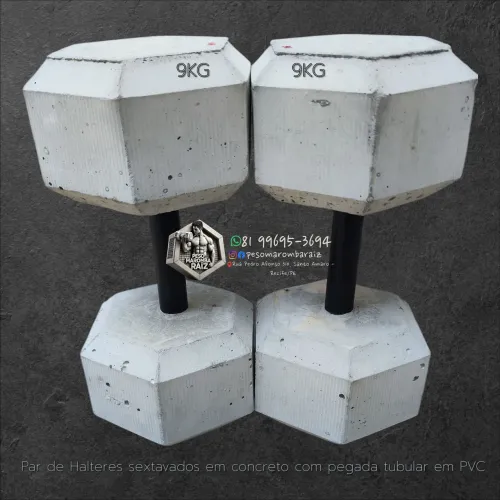 Par de Halteres 9kg (9+9kg = 18kg total) A base de concreto + pegada em PVC - R$ 108,00