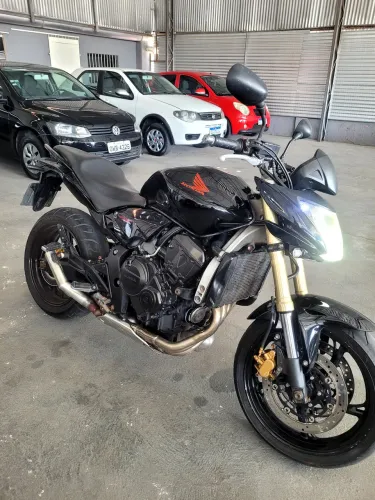 Honda Hornet 600cc 