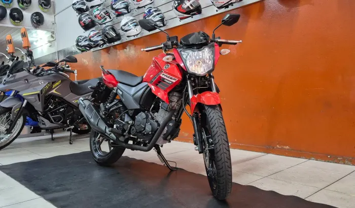 YAMAHA FAZER 150 SED com 7 mil km 