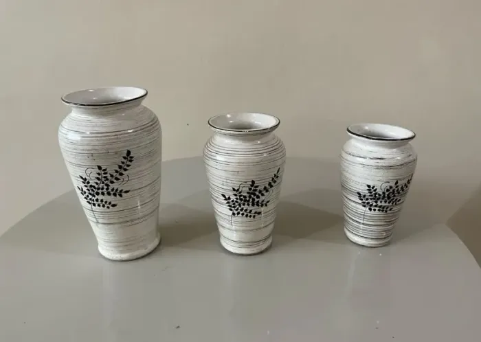 Conjunto de Vasos de Cerâmica 