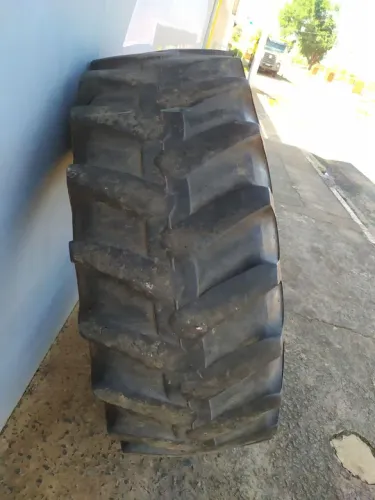 Pneu 18 4 26 usados Goodyear
