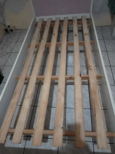 Cama de solteiro