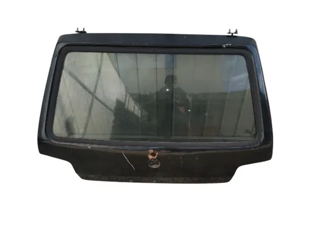 Tampa Traseira Completa Fiat Uno 2004 C/detalhe