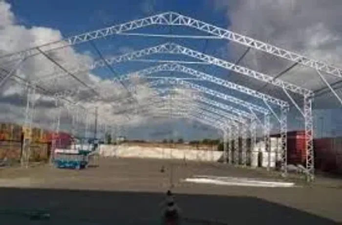 Estrutura metálica para galpão industrial