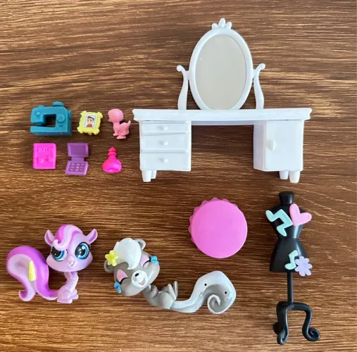 Littlest Pet Shop - Puttin' On The Glam