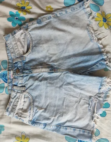 Short Jeans