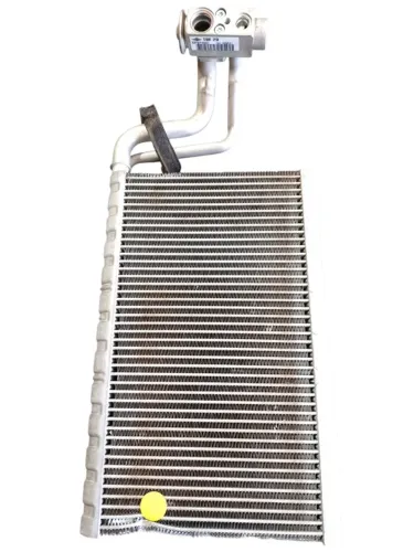 Condensador Ar Condicionado Vw Meteor Ero14003 Com Detalhe