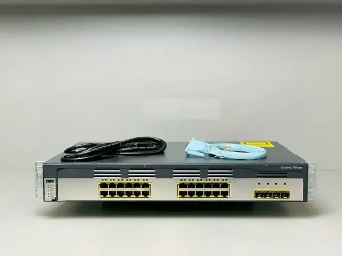 Switch Cisco Catalyst 3750G 24Portas Gigabit