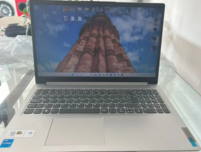 Vendo notebook Lenovo