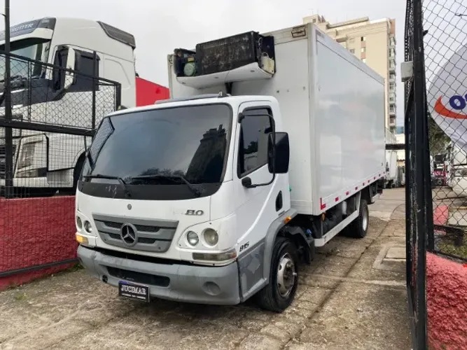 ACCELO 815 2013 -5 GRAUS