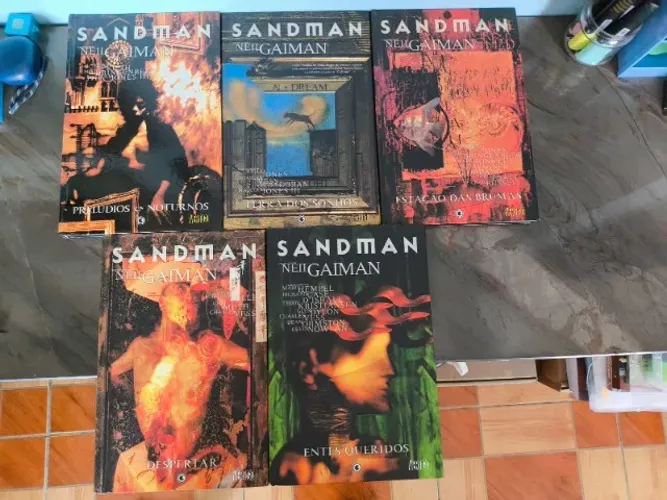 Coleção Sandman da Conrad (OBS: Algumas edições estão desgastadas com o tempo)